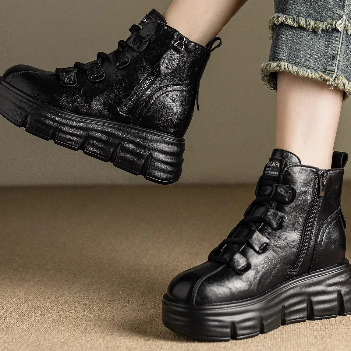 

Casual High-Top Boots Women's Leather Low-Cut Thick Bottom Shoes round Toe Inner Cotton All-Season Wear