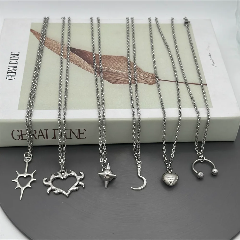 Y2K ожерелье в виде спицкой подковы с изображением огненного сердца для женщин и мужчин, Очаровательное ожерелье в форме подковы, модные ювелирные украшения