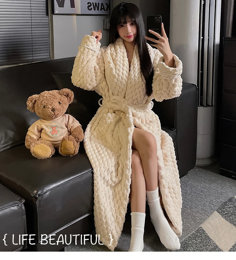 Women's plush robe - jacquard off-white