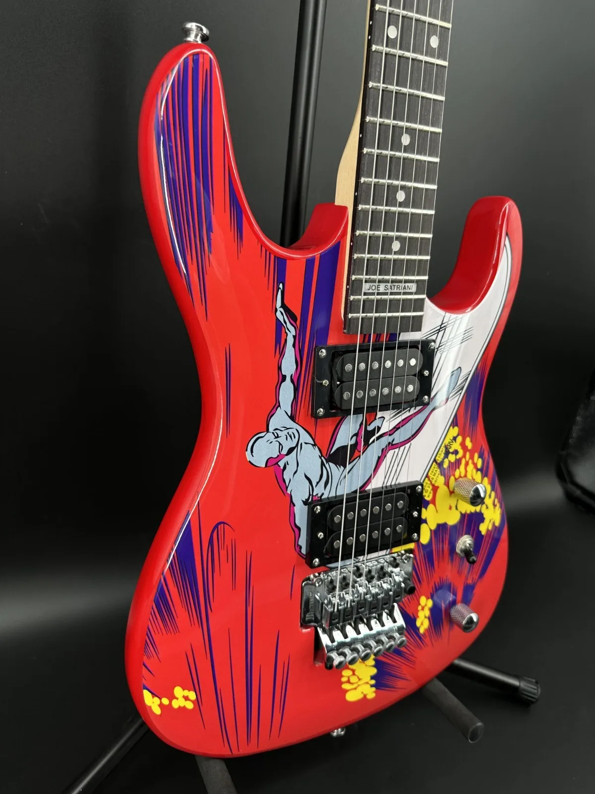 Joe Satriani Signature  Guitar Red Surfing Alien Graphic  2026 new 111