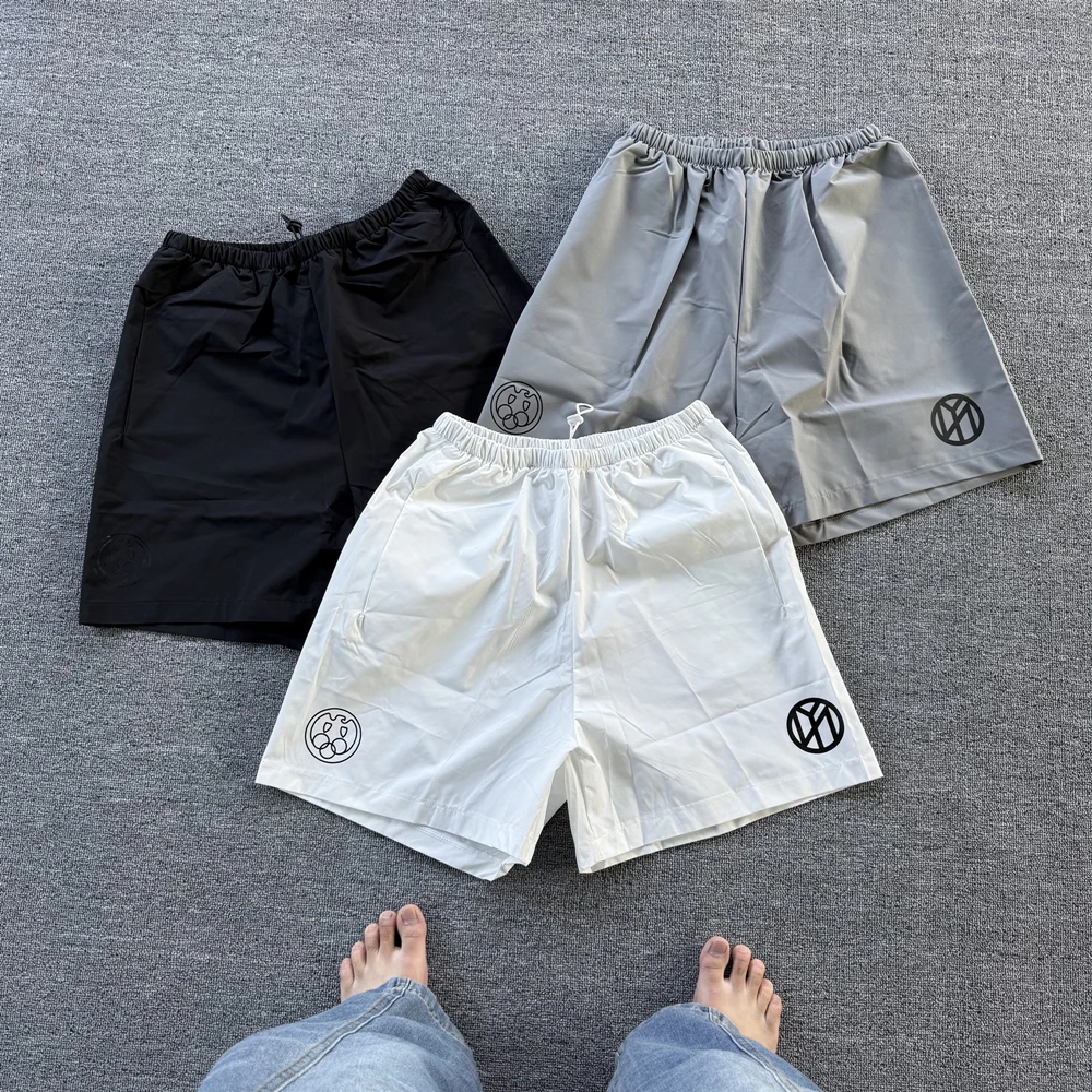 

Шорты YE KANYE в американском стиле, модные, высококачественные, с графическим принтом, на шнурке, для активного отдыха, свободные, повседневные, дышащие, пляжные