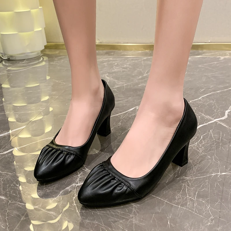 Women's Single Shoes Spring New Pointy Curved Shallow Mouth Banquet High Heels Fashion Temperament Professional Leather Shoes