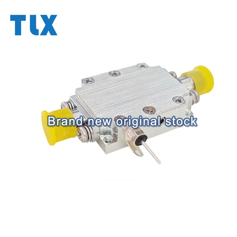Wideband RF amplifier 12G-30G bandwidth P1dB=13dBm G≥20dB mixing reception