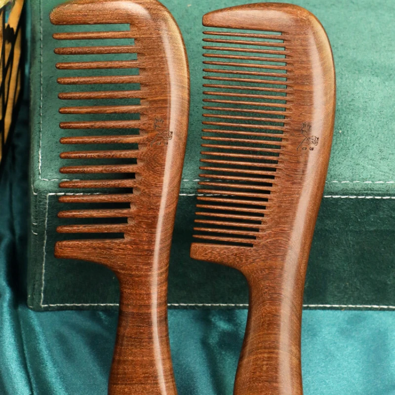 

Natural Whole Wood Comb, Gold Silk, Sandalwood Large, Wide Teeth, Curled Hair, Engraved Characters, Sandalwood Comb, Long Hair,