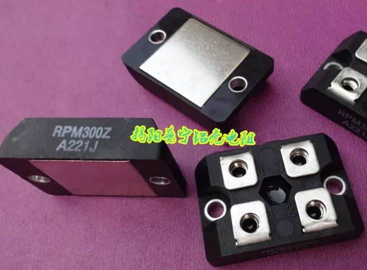 

1PCS/LOT RPM300Z A221J Z00 300W 220R NIKK OHM