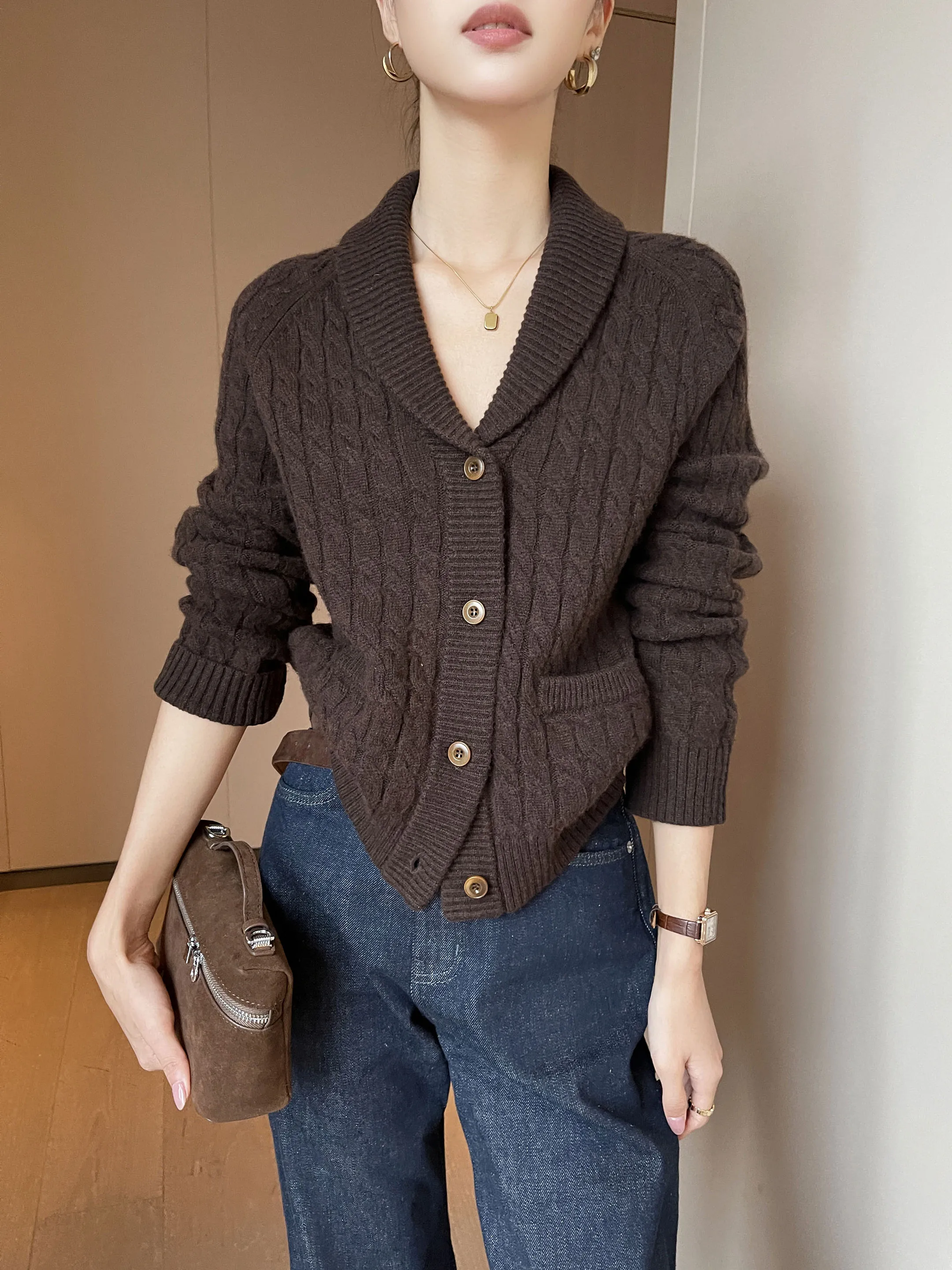 Lapel long-sleeved knit cardigan women's winter new and old money thickened warm stacked sweater