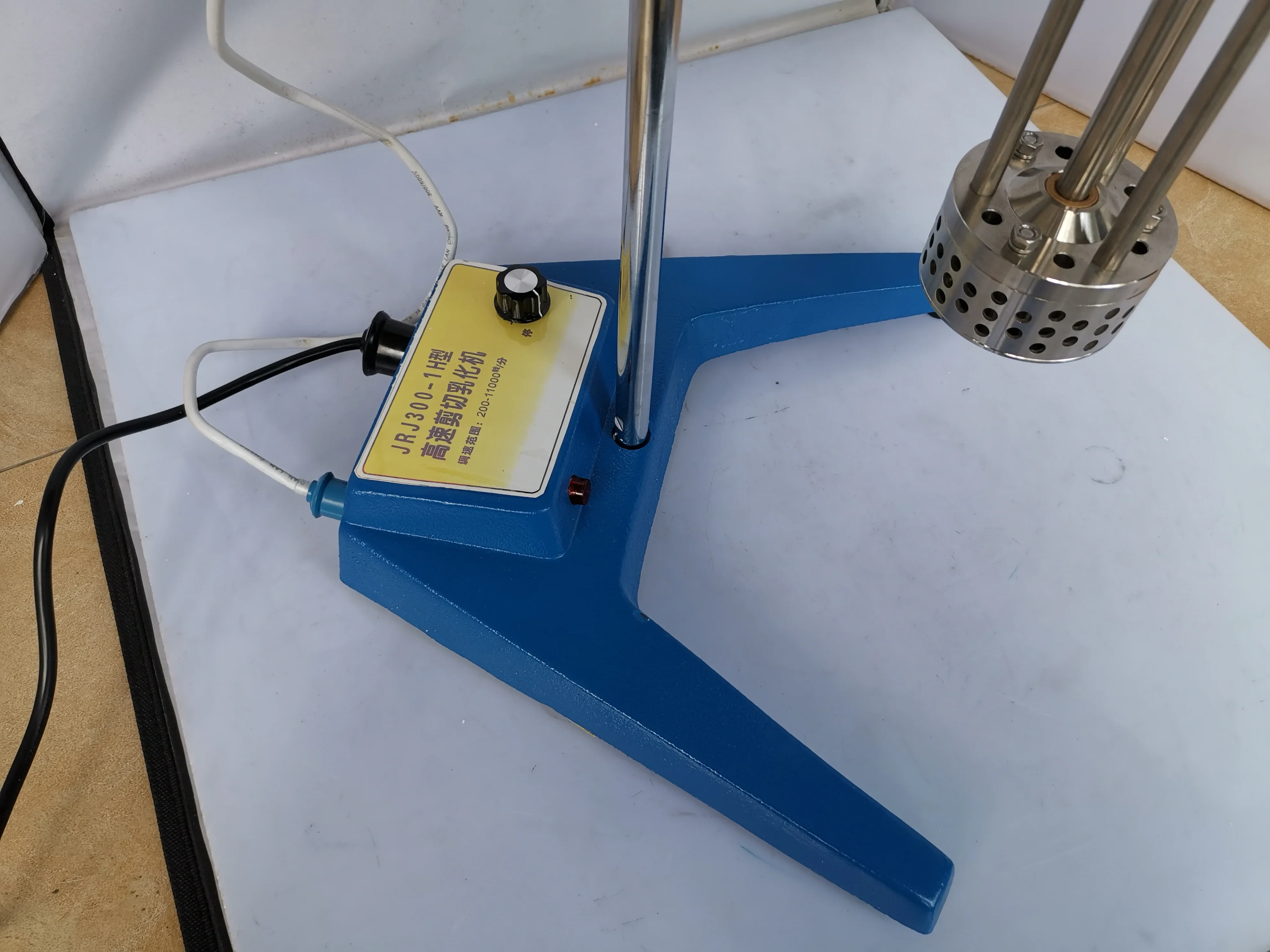 JRJ300-1H high speed shear Emulsification Emulsification mixer multifunction Brand new for 40L (including 4 different stir bars)