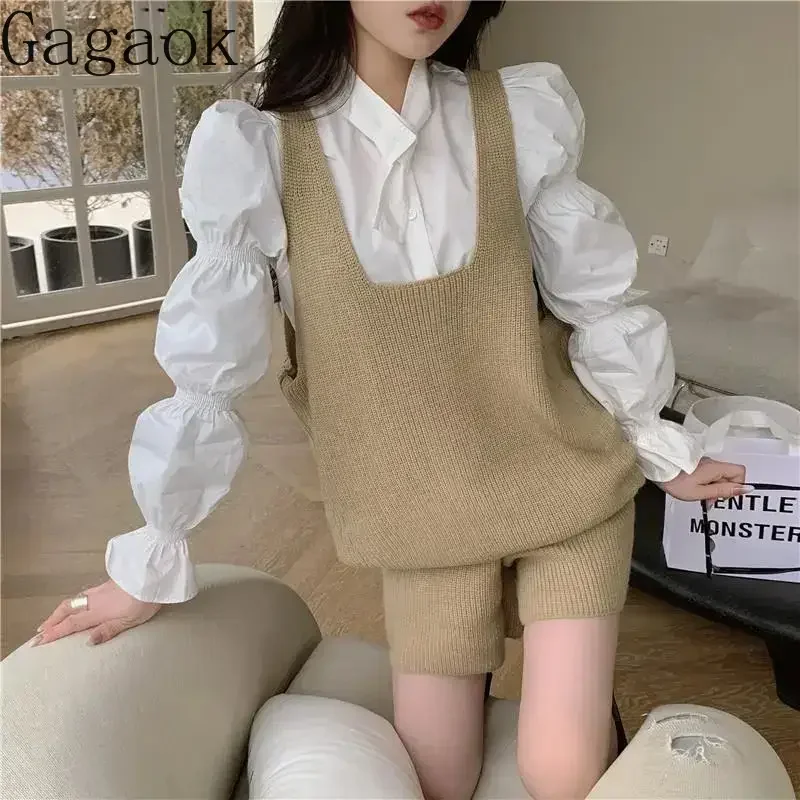 

Gagaok повседневный женский комплект, корейская мода, женская рубашка с объемными рукавами + универсальный свитер, шорты + вязаный жилет, комплекты из 3 предметов, одежда