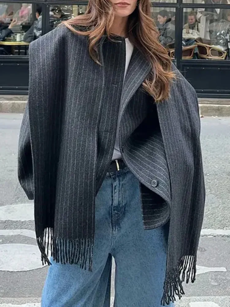 [EWQ] Vintage Fashion Scarf Collar Long Sleeve Single Breasted Striped Blazer Coat Loose Suit Jacket 2024 Winter New 16O3406