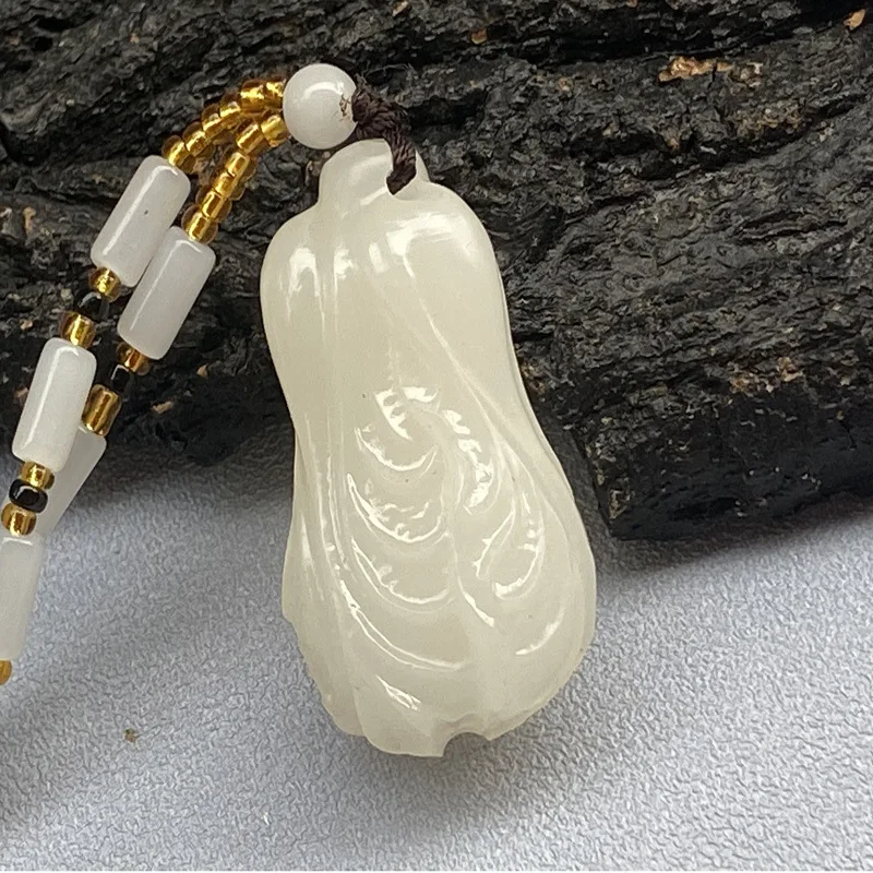 Afghan white cabbage pendant, ornaments for malls and supermarkets, small jade pendants, gifts