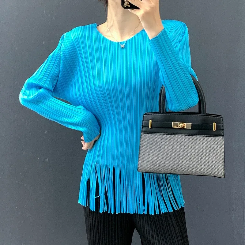 Miyake-Camiseta plisada de manga larga con borlas para mujer, blusa elástica con cuello redondo, nueva versión coreana de primavera y otoño