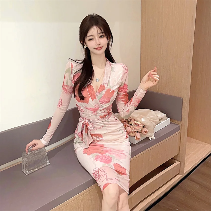 Robe de soirée à fleurs en maille pour femmes, robe crayon à manches longues, robe fourreau au genou, col en V, mode élégante, printemps, été, nouveau, 2025