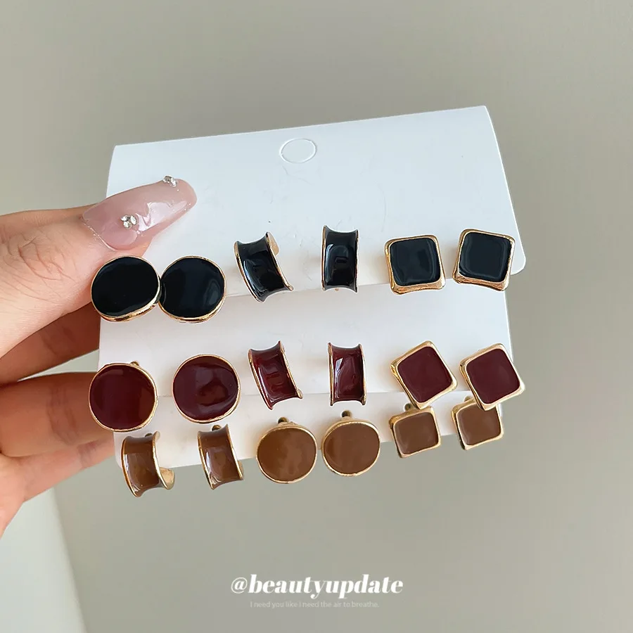 Retro Enamel Glossy Colorful Geometric Ear Stud Set Minimalist Square Round Block Earring Pack For Autumn Winter Wardrobe