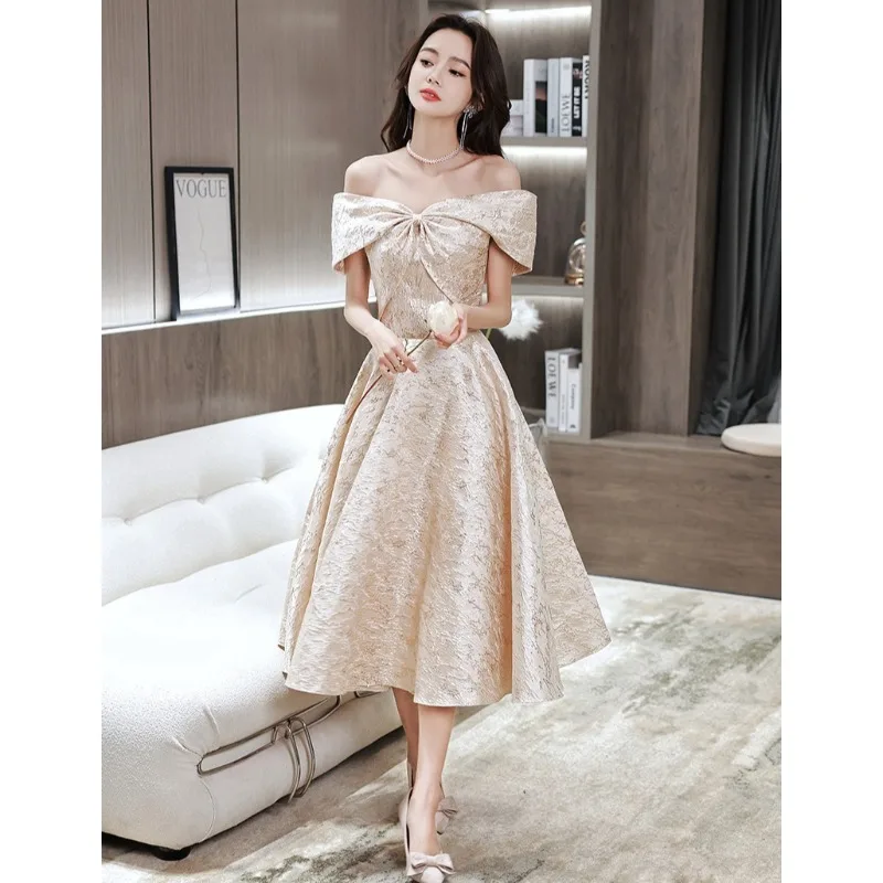 2025 New Spring Women's One Shoulder Butterfly Knot Decoration Gold Evening Dress Fashion French Host Birthday Party Style Dress