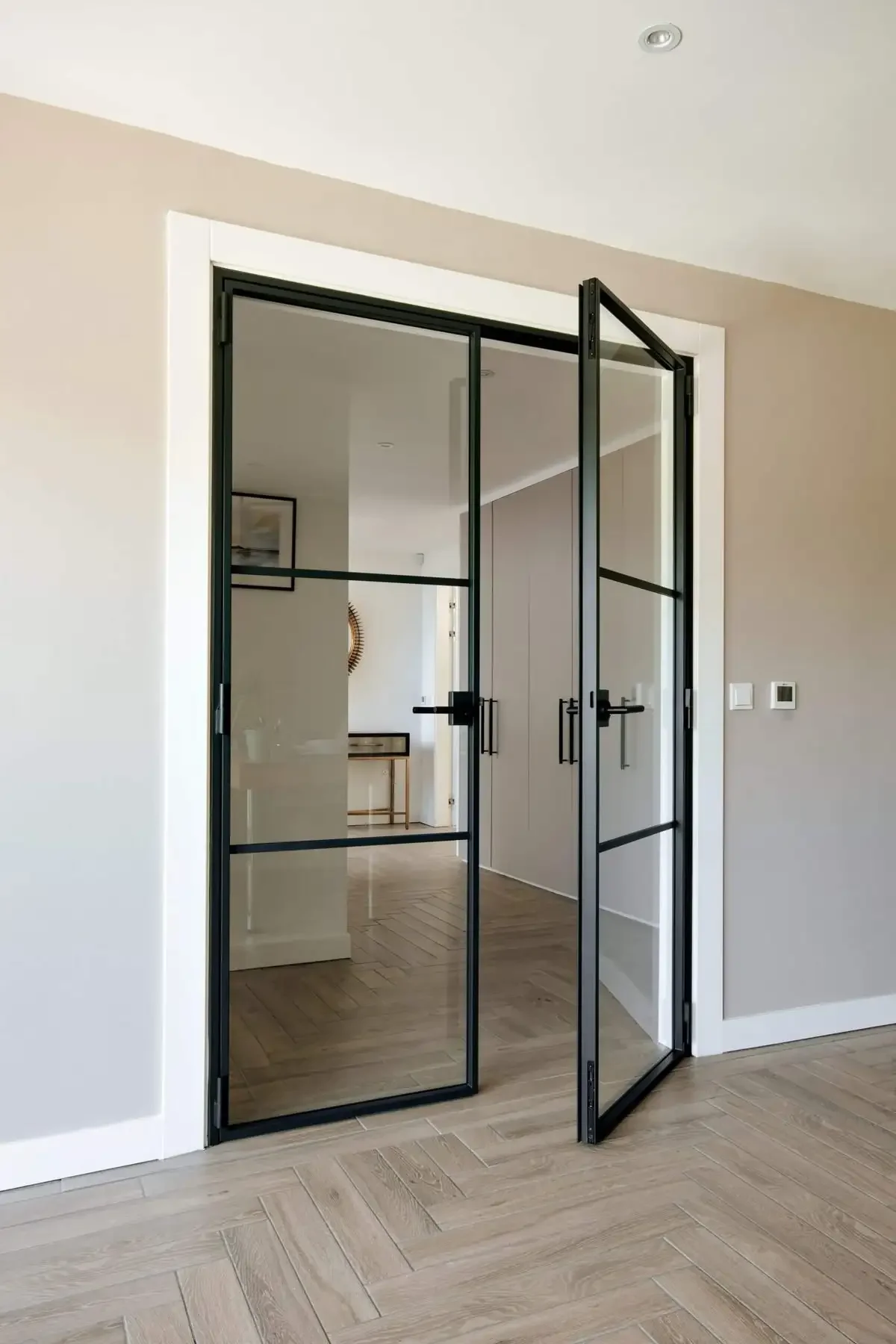 Aluminum Alloy Custom Design Tempered Glass Door Shower Room Bedroom French Doors Slim Narrow Frame with Grills Casement Door