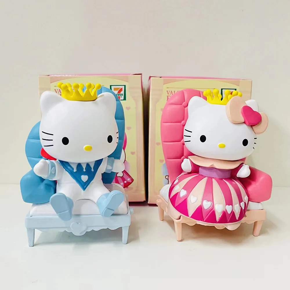 Regalo di San Valentino Sanrio Kawaii Hello Kitty Principe e Principessa Coppia Figura Divano KT Gatto Abito da equitazione Ornamento Torta Regalo fai da te