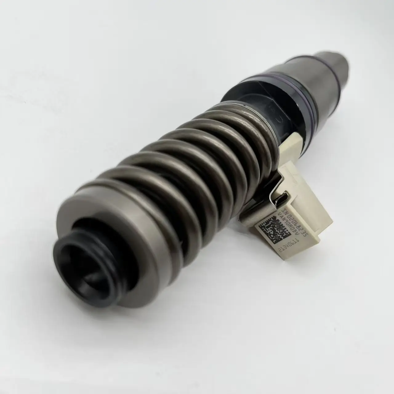 

New Sysunon High Quality Fuel Injector (Iron Material) for Engines D13/D13C/D12/D16/D7E/D6E/D6D-OE