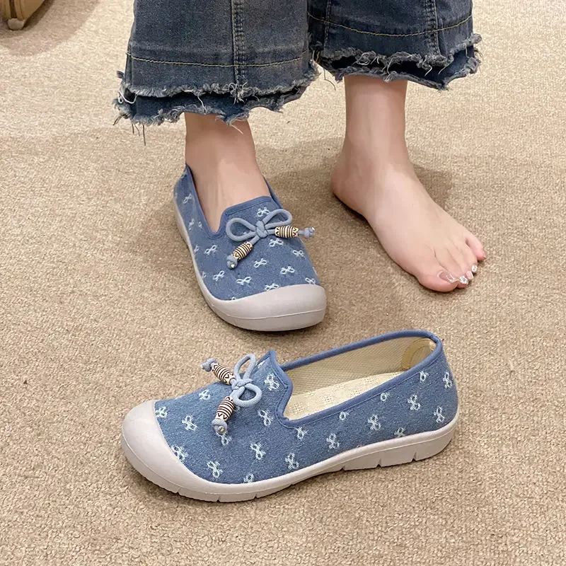 

Comfortable and Elegant Flat With Bow Shoes for Women Stylish Fashion 2025 Light High Quality Walking Y2k Woman Footwear On Sale