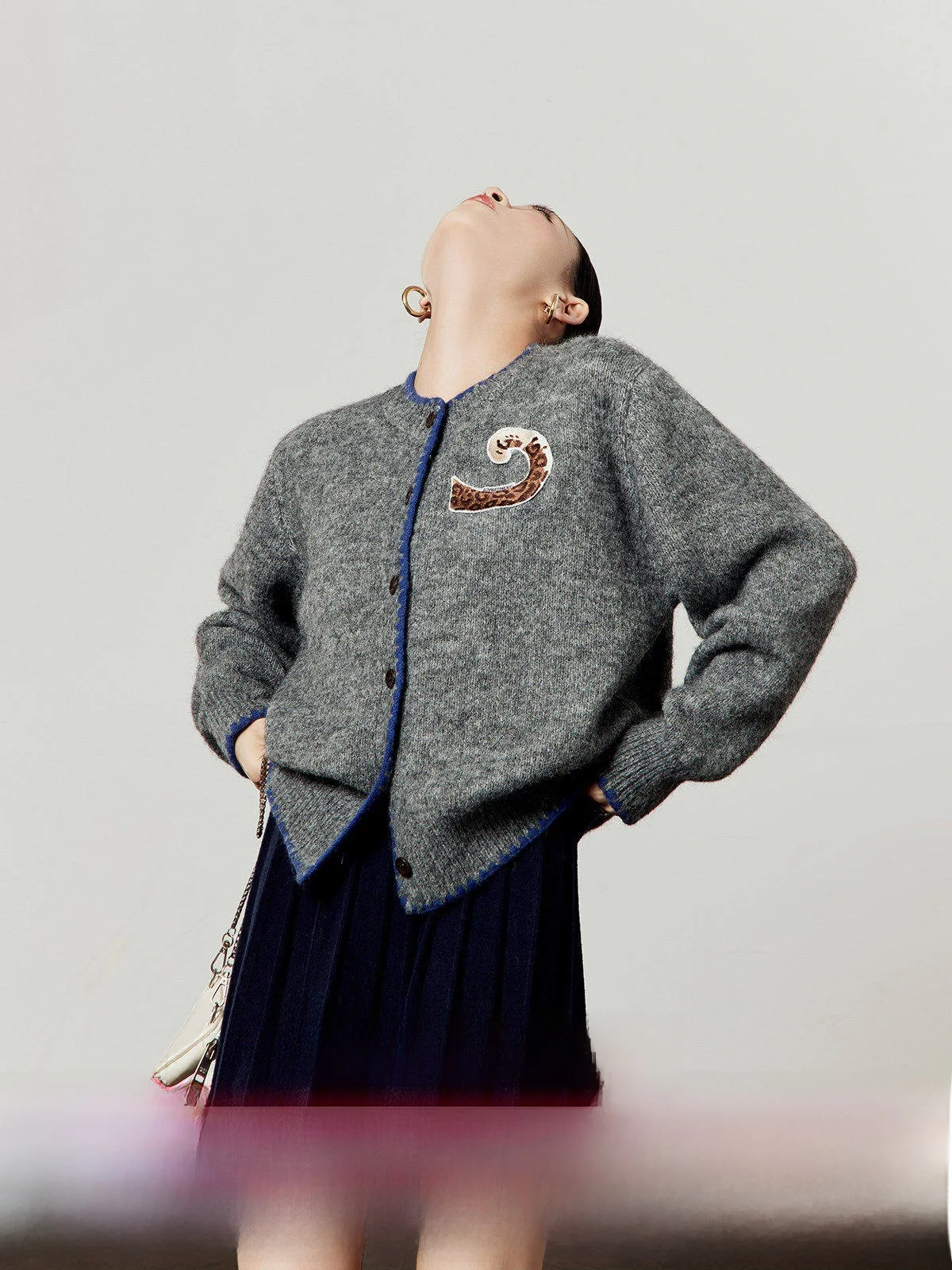 

ay Вязаный свитер для женщин с синим леопардовым хвостом Све Све Бае Тепло с подогревом Длинный свек круглый Нью-кардиган