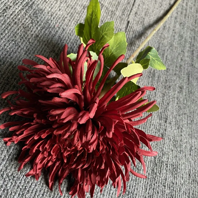 Künstliche Drachenklaue-Chrysantheme aus Seide – realistische Kunstblume, Schlafzimmer-/Wohnzimmer-Desktop-Dekoration, ideal für Weihnachtsdekoration – Detail 4