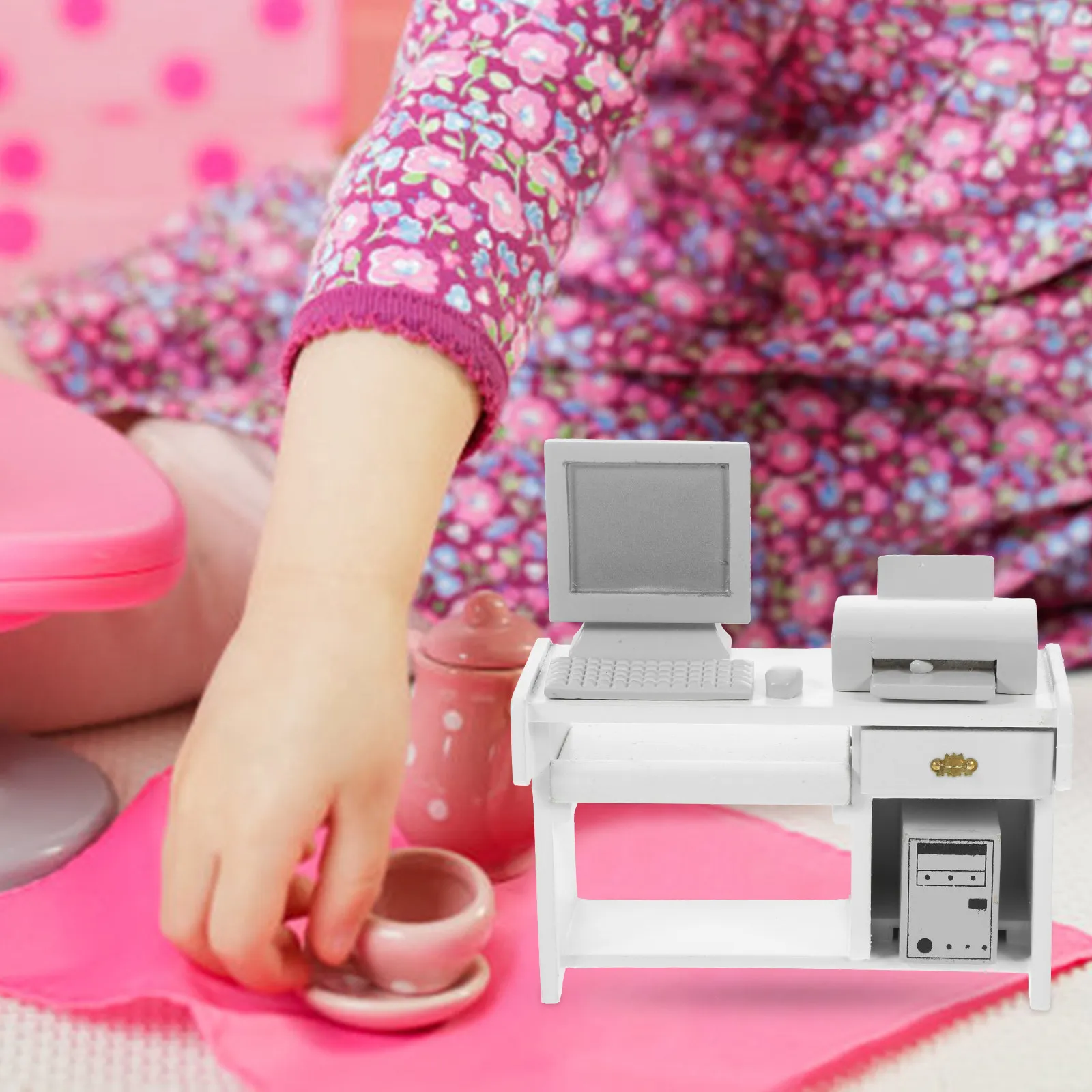 

1Set Solid Wood Mini Office Desk Set Fade Resistant Sturdy Miniature Office Decor for Kids Creative Play Dollhouse Miniatures