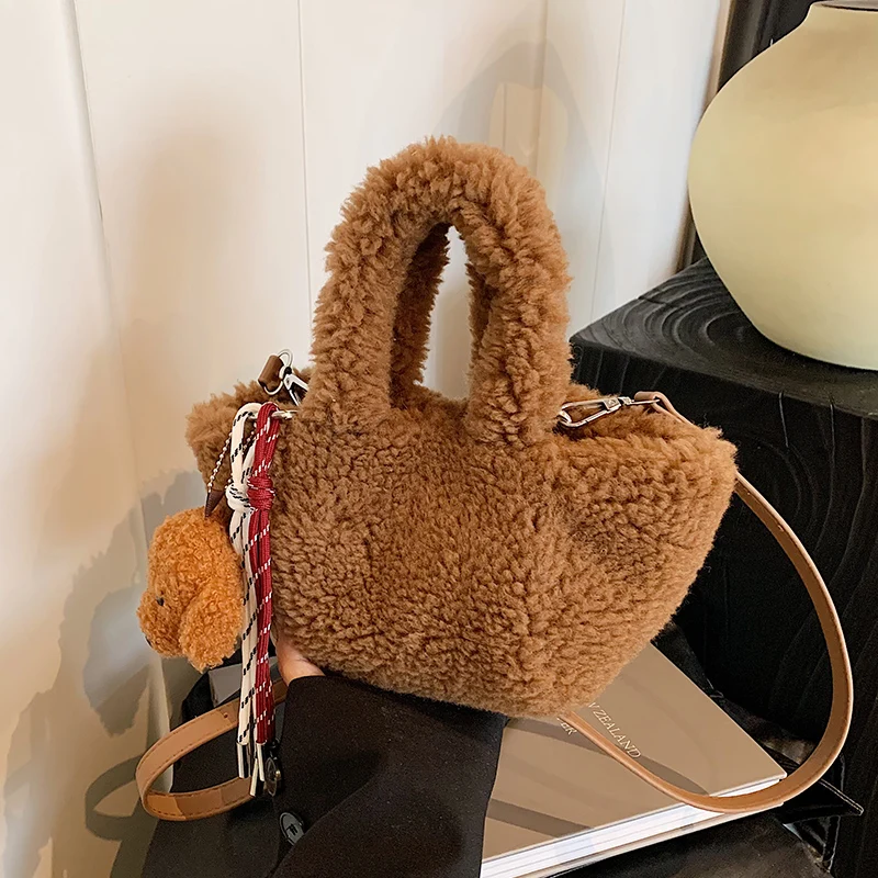 Brown Lamb Wool Handbag Women‘s Bag Small Tote 2024 Winter Plush Hand Bag Small Crossbody Phone Bag Fashion Furry Clutch Bags