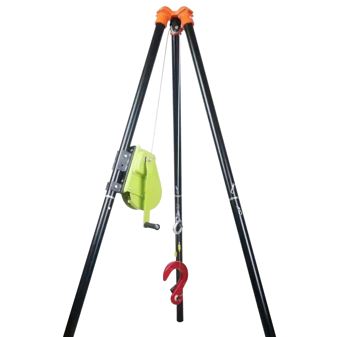 1 ton Ball Head Lifting Tripod with the Characteristics of Small Size, Light Weight