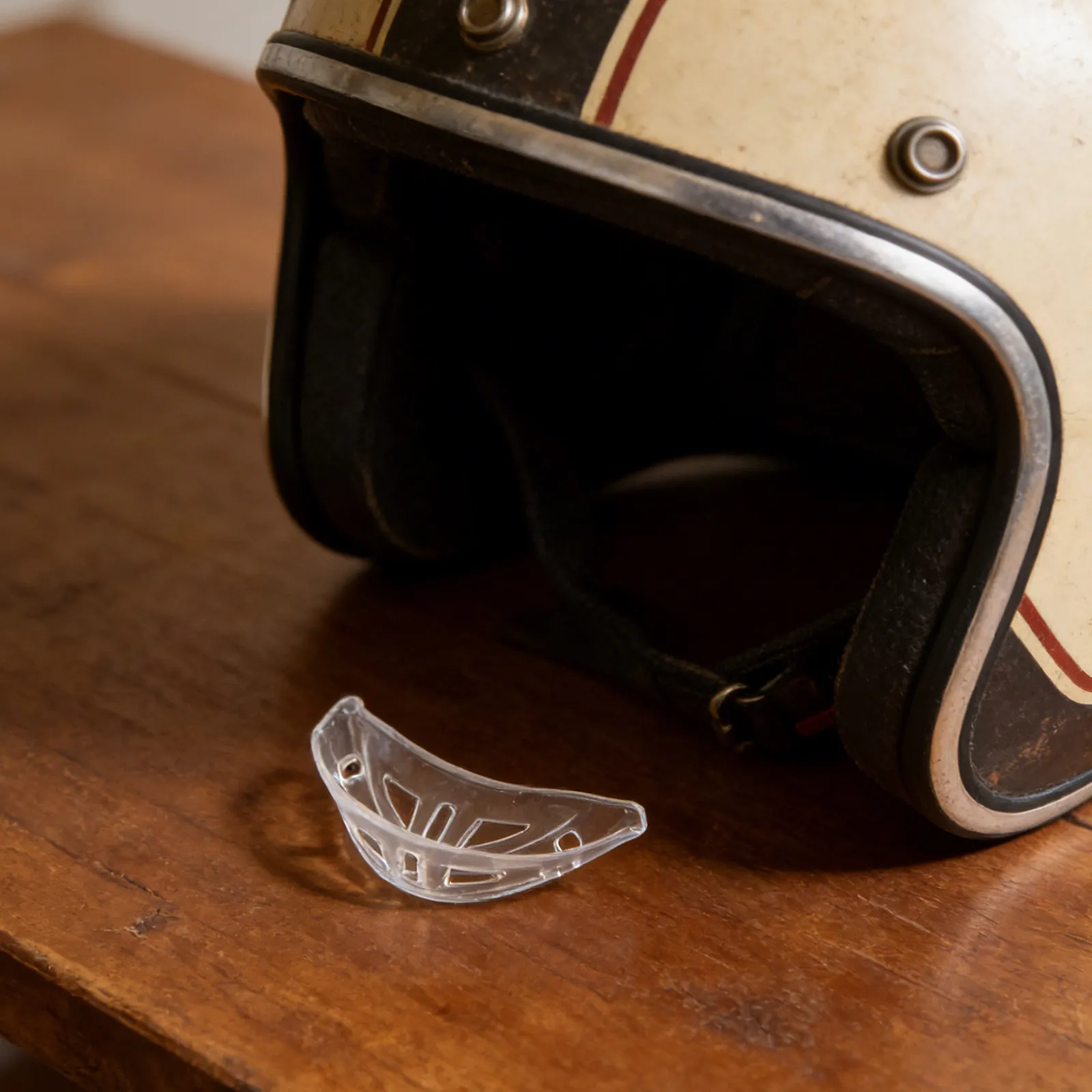 

50Pcs Clear Chin Cup Chin Pad Universal Hard Hat Face Protector Removable Ergonomic Jaw Support Motorcycle Bike