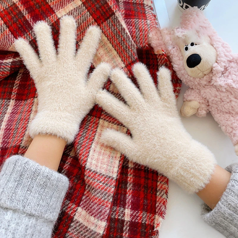 

Korean INS Style Lovely Coral Velvet Fingerless Furry Breathable Gloves Winter Solid Color Versatile Plush Thickened Cold-proof