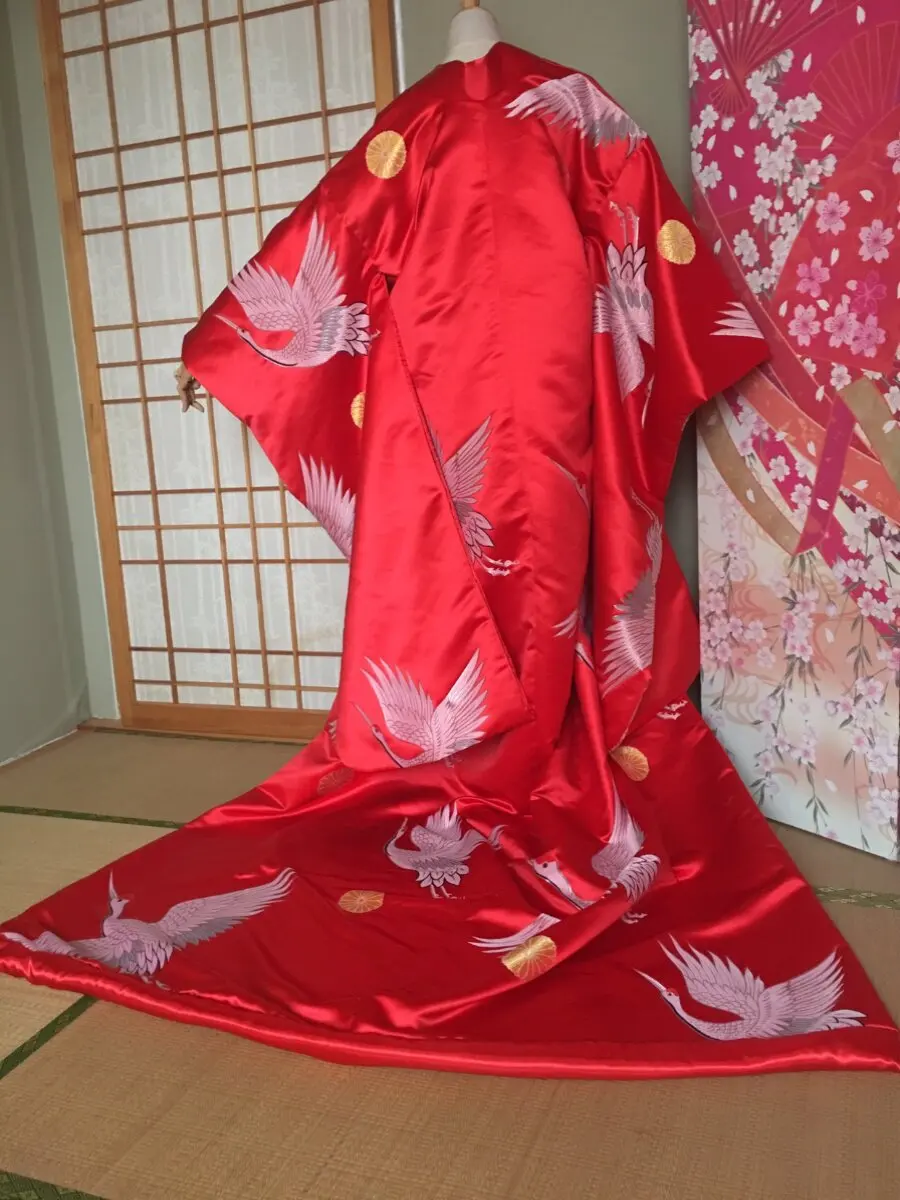 Vintage Crane Print Kimono Style Trailing Gown Wide Sleeve Outfit For Oriental Themed Shooting Wedding Stage Show