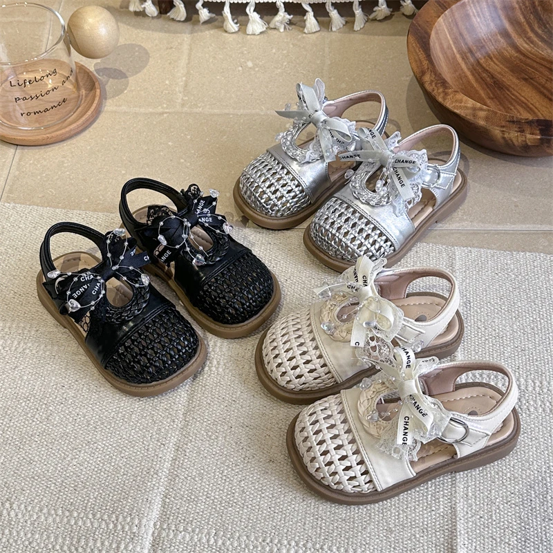 

Girls Weave Toes Capped Sandals Kids Summer Beach Shoes Breathable Hollow Out Fashion Children Princess Shoes with Bow-knot