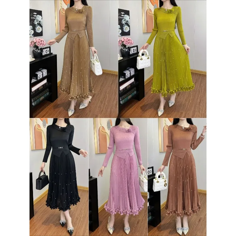 

Miyake Pleated New Small Perfume Waist Fashion Hot Diamond Temperament Large Size Wooden Ear Edge Dress Elegant High Elasticity