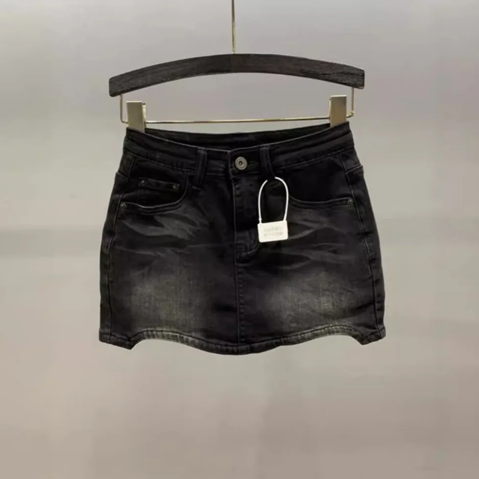 [ZOCI] Design Sense Niche Girl Denim Short Skirt Women 2024 New Style, Showing Thin Petite Figure, A-line Wrapped Hip