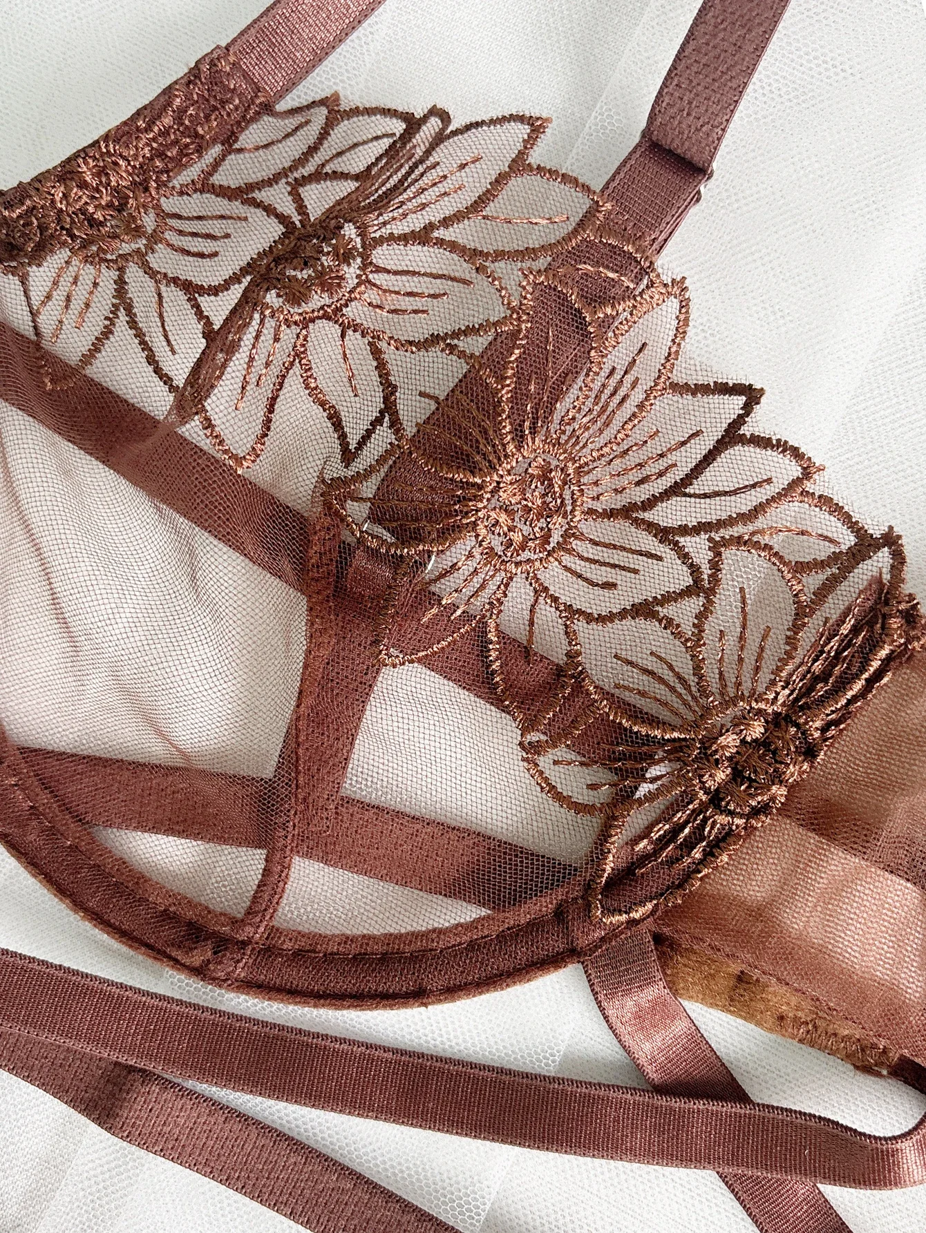 High-End Floral Embroidered Underwire Bra Set, Women's Mesh Unlined Bra + Panties