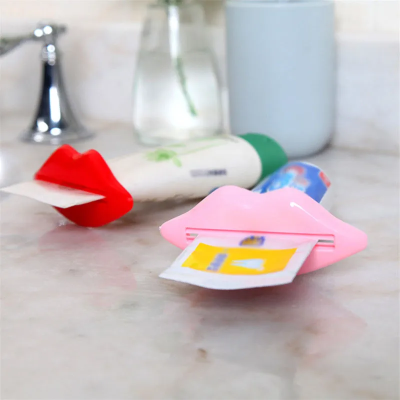 Toothpaste Tube Squeezer Lip Shape Tooth Paste Dispenser Cream Roller Squeezer Random Color Oral Cleaning Tools 2023 New