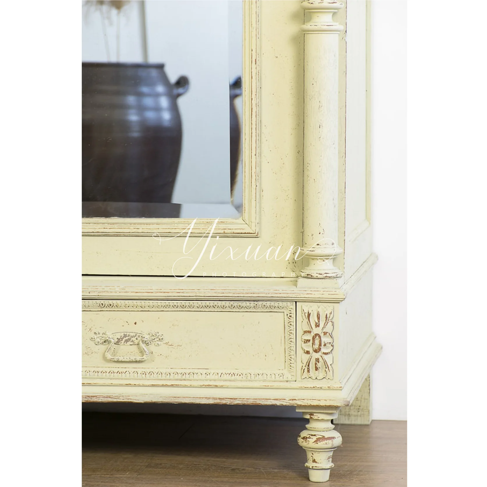 Armario antiguo tallado de madera maciza retro rococó americano