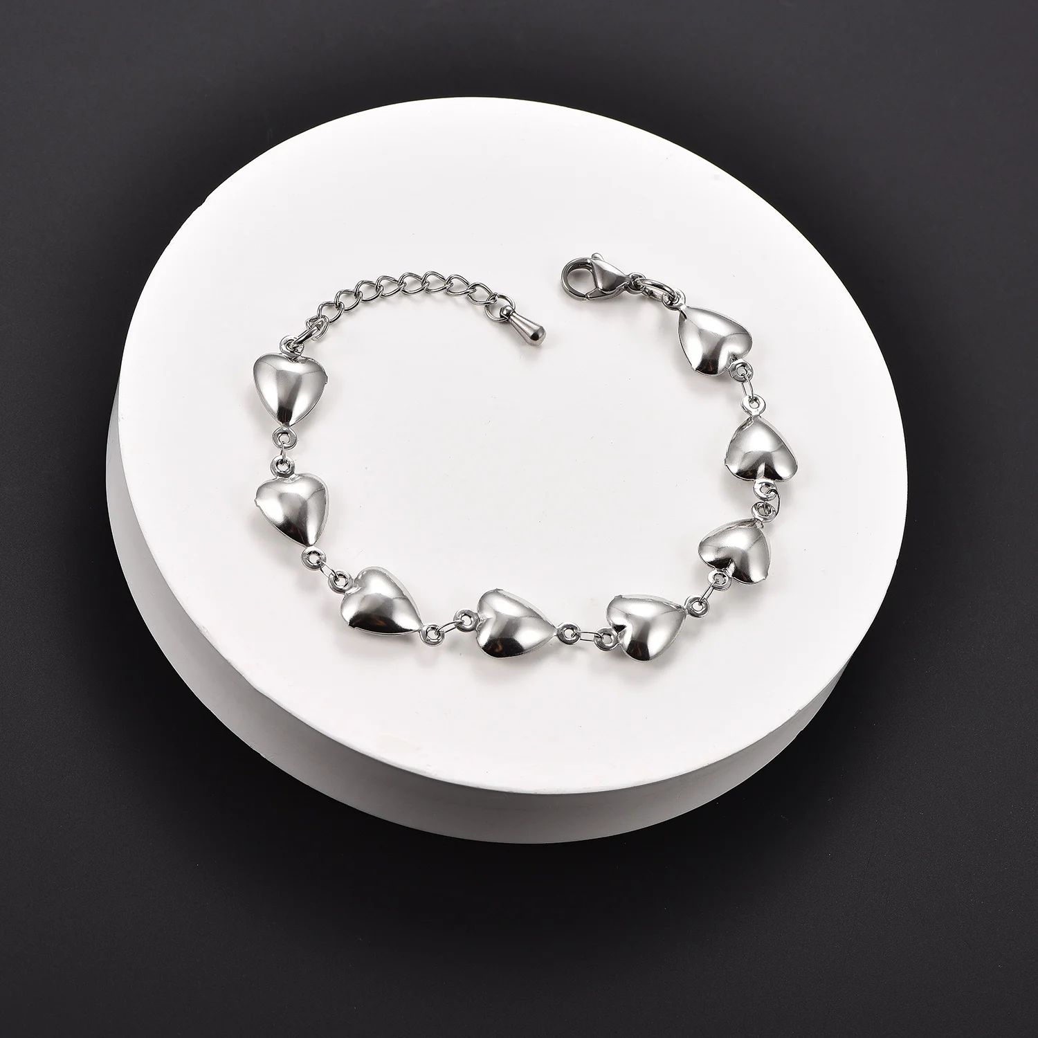 Strandurlaub Edelstahl Mehrfache Herzen Halskette Armband Wasserdichte Sommer Fußkettchen Persönlichkeitsschmuck für Frauen Mädchen – Detail 3