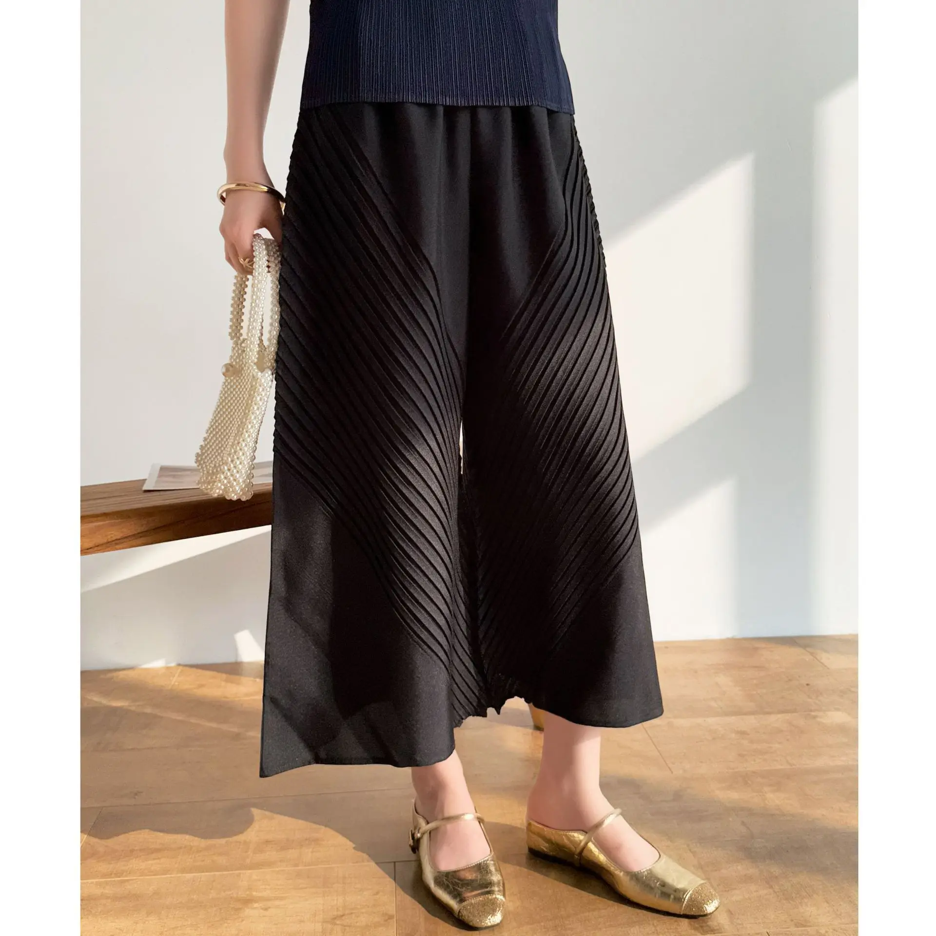 Miyake Pleated 2026 Spring New High-end Pleated Clothes Temperament Commuting Loose Casual Hundred Percent Nine-minute Pants