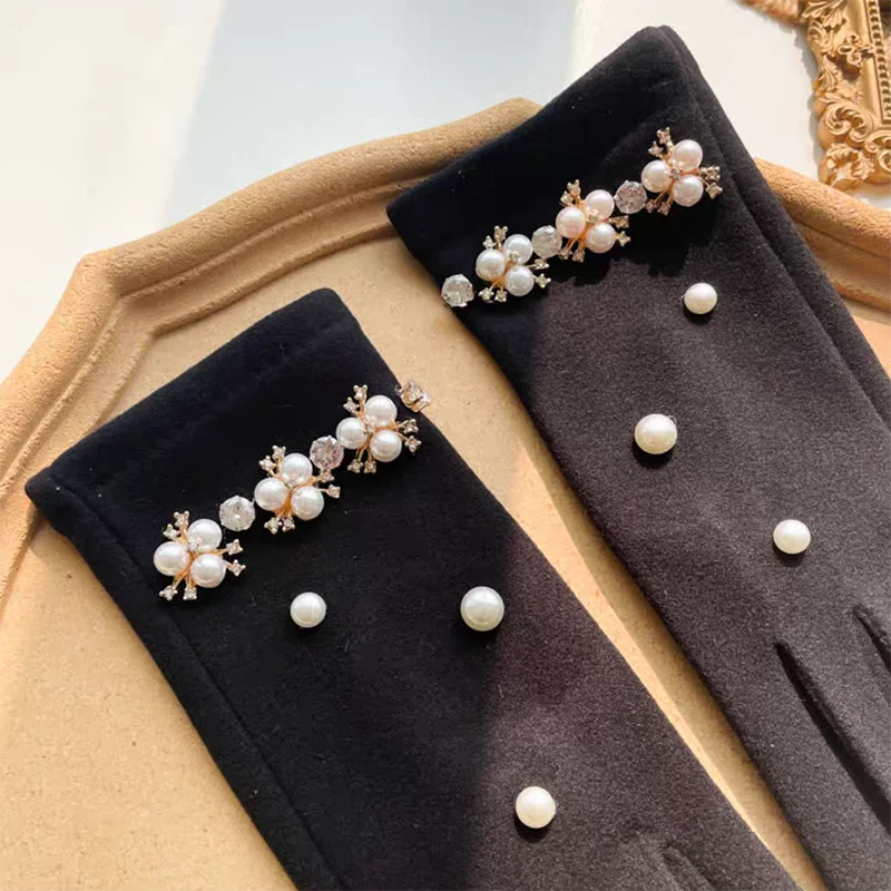 Women's Winter Outdoor Driving Warm Gloves Korean Wool Pearl Rhinestone Full Finger Plus Velvet Touch Screen Cashmere Gloves