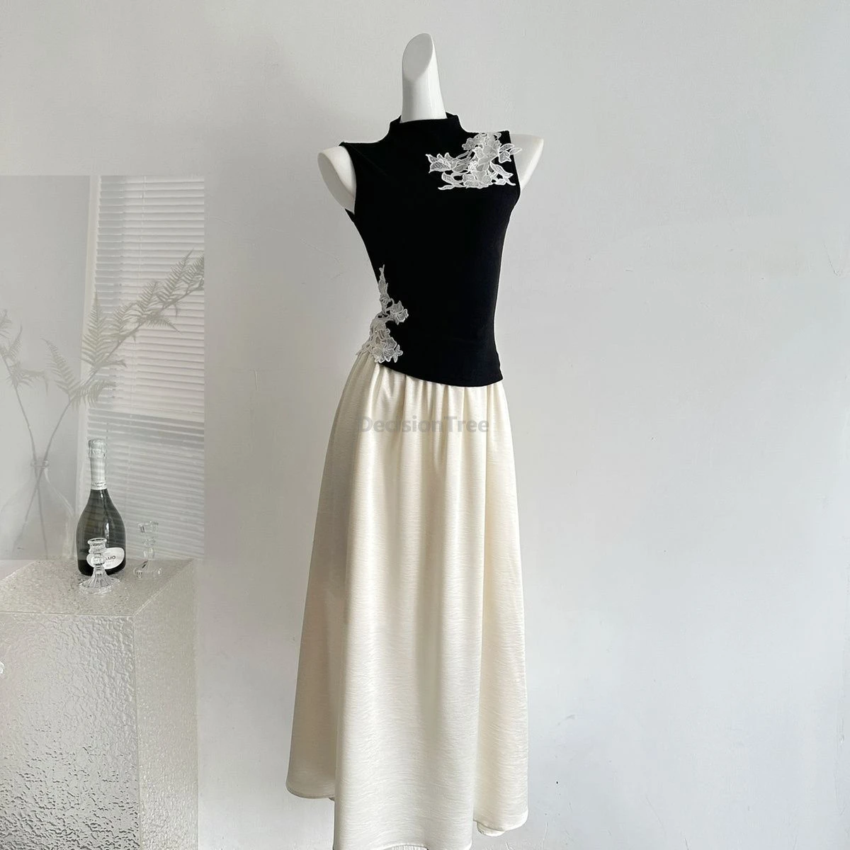Chinese Women Knit Set Black Lace Patchwork Sleeveless Top White Long Skirt Retro Tang Suit Summer Improved Daily Outfits Set