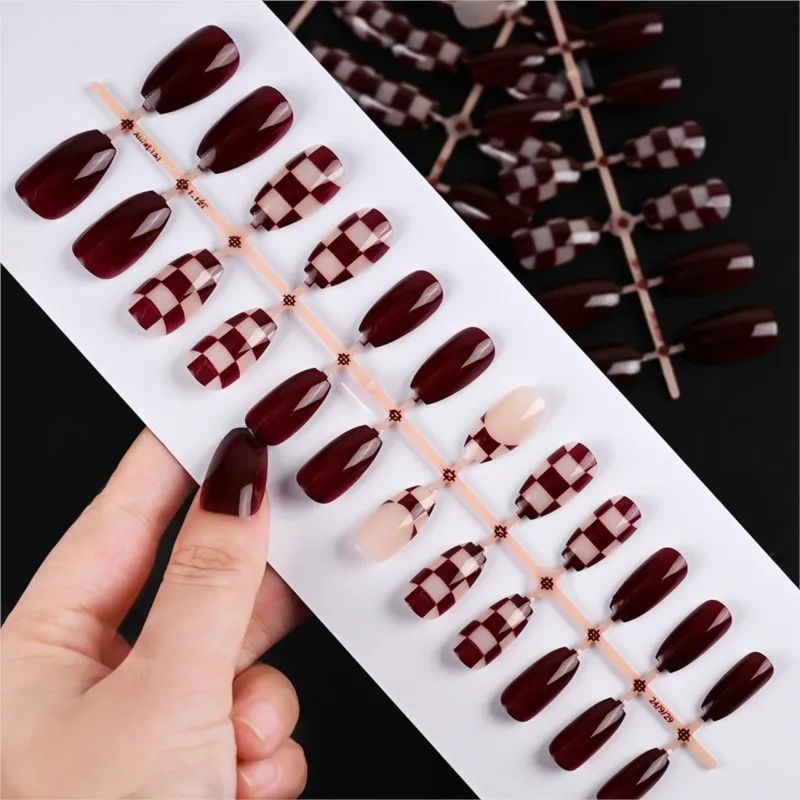 120 pçs/saco vermelho marrom xadrez imprensa em unhas médio quadrado espumante pó linhas francesas unhas falsas cobertura completa wearable unhas