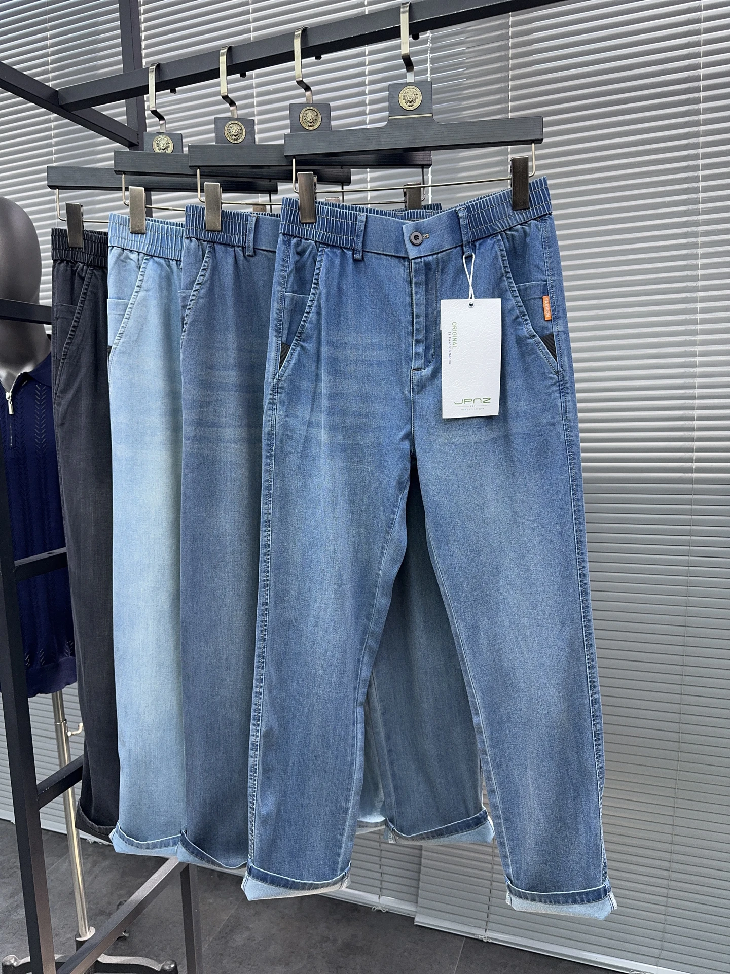 

Svip Men's Slim Fit Straight Leg Jeans Summer Lightweight Breathable Comfortable Cool Feeling Denim Casual Pants