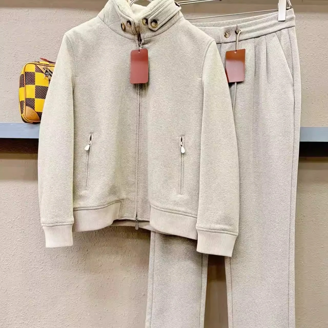 

Итальянский комплект мужской шерстяной куртки в стиле Old Money