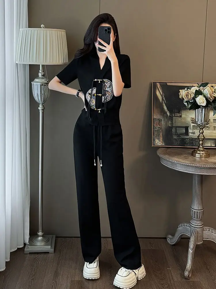 Fashion Sports Suit for Spring and Summer New Western-style Age Reducing Short Sleeved Top Casual Wide Leg Pants Two-piece Set