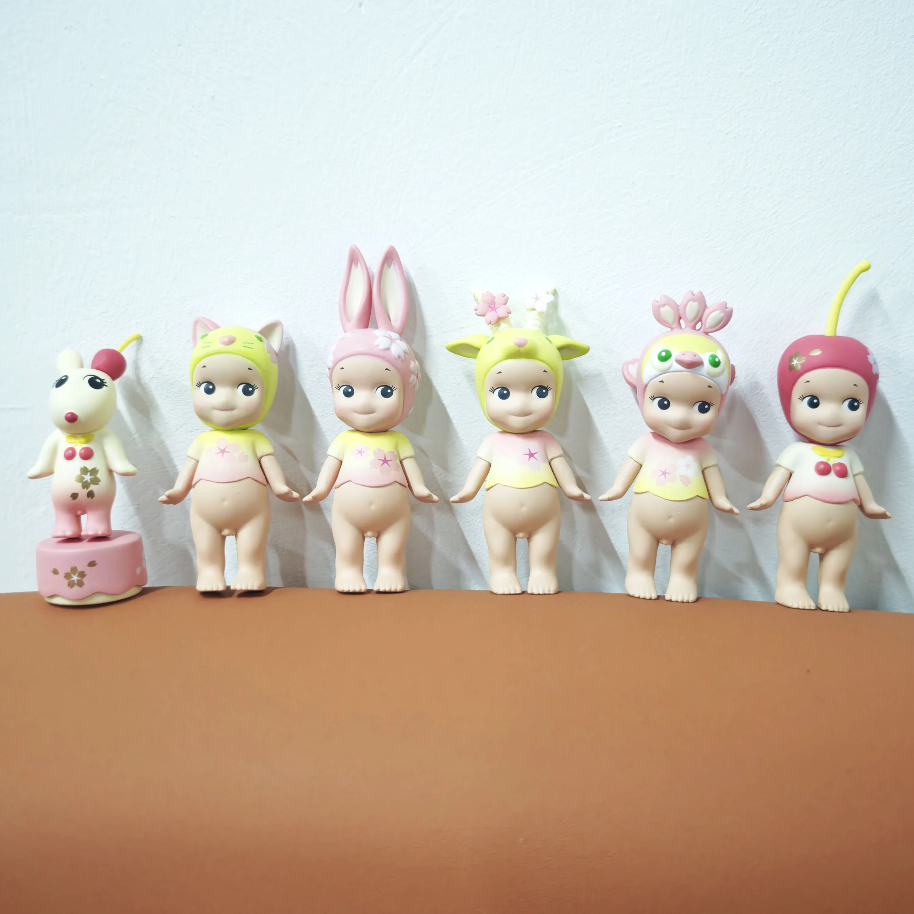 

Sonny Angel Blind Box Toys Cherry Blossom Series Green Anime Mini Action Figure Model Cute Doll Ornament Birthday Christmas Gift