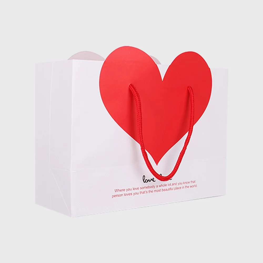 500pcs/Lot Wholesale Custom Logo Printed White Red Heart Shaped Paper Bag with Nylon Rope Creative Wedding Sweet Paper Packaging