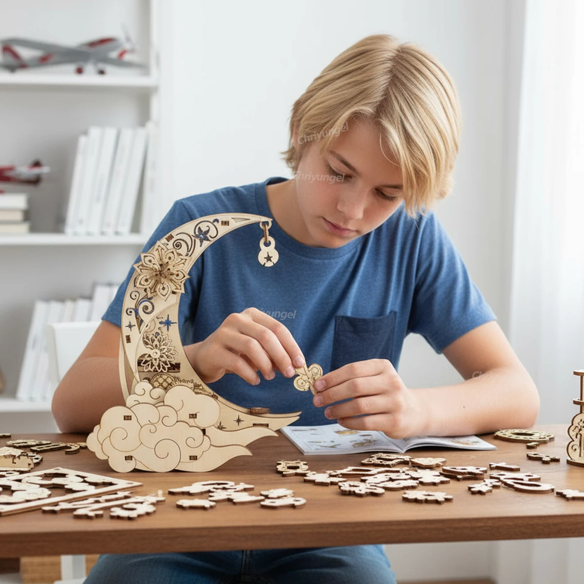Puzzle 3D en bois, modèle lune et étoile, Kits de construction de boîte à musique, décor artisanal rotatif, jouet éducatif STEM, cadeau pour adultes, adolescents et enfants