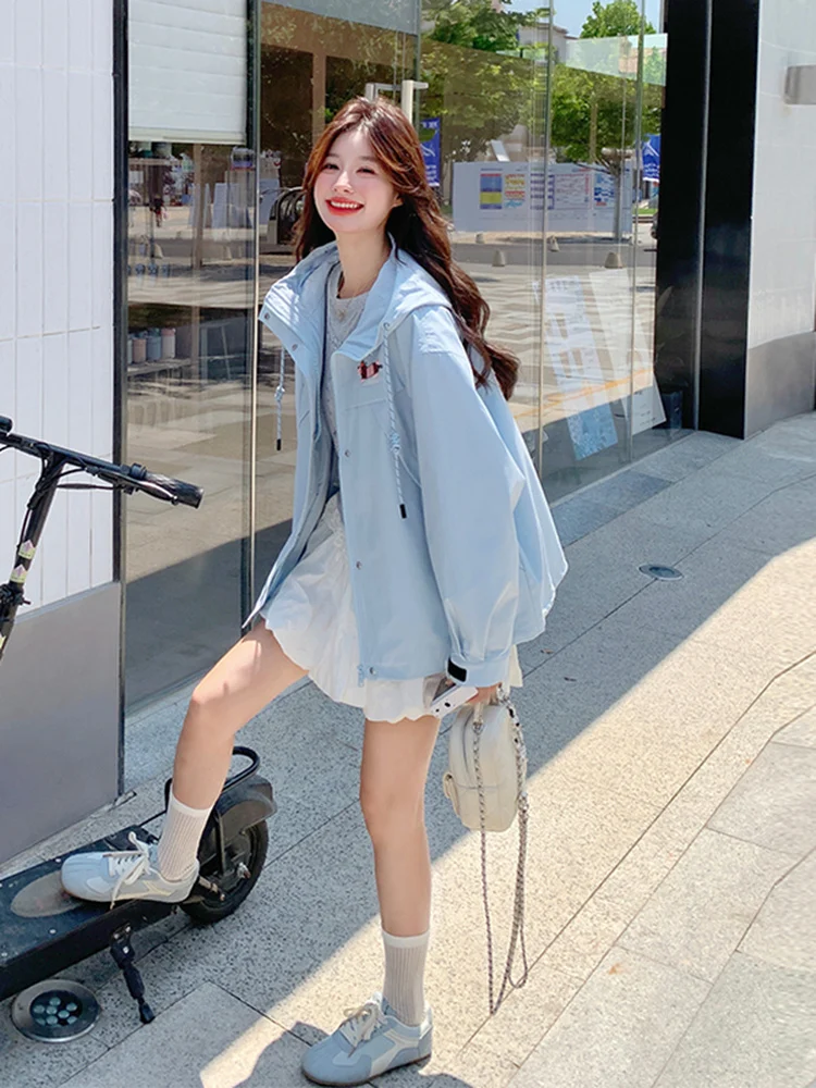 

Синяя повседневная рабочая куртка с капюшоном для женщин, весна-осень 2025, новая модель, маленький размер, для активного отдыха, на молнии