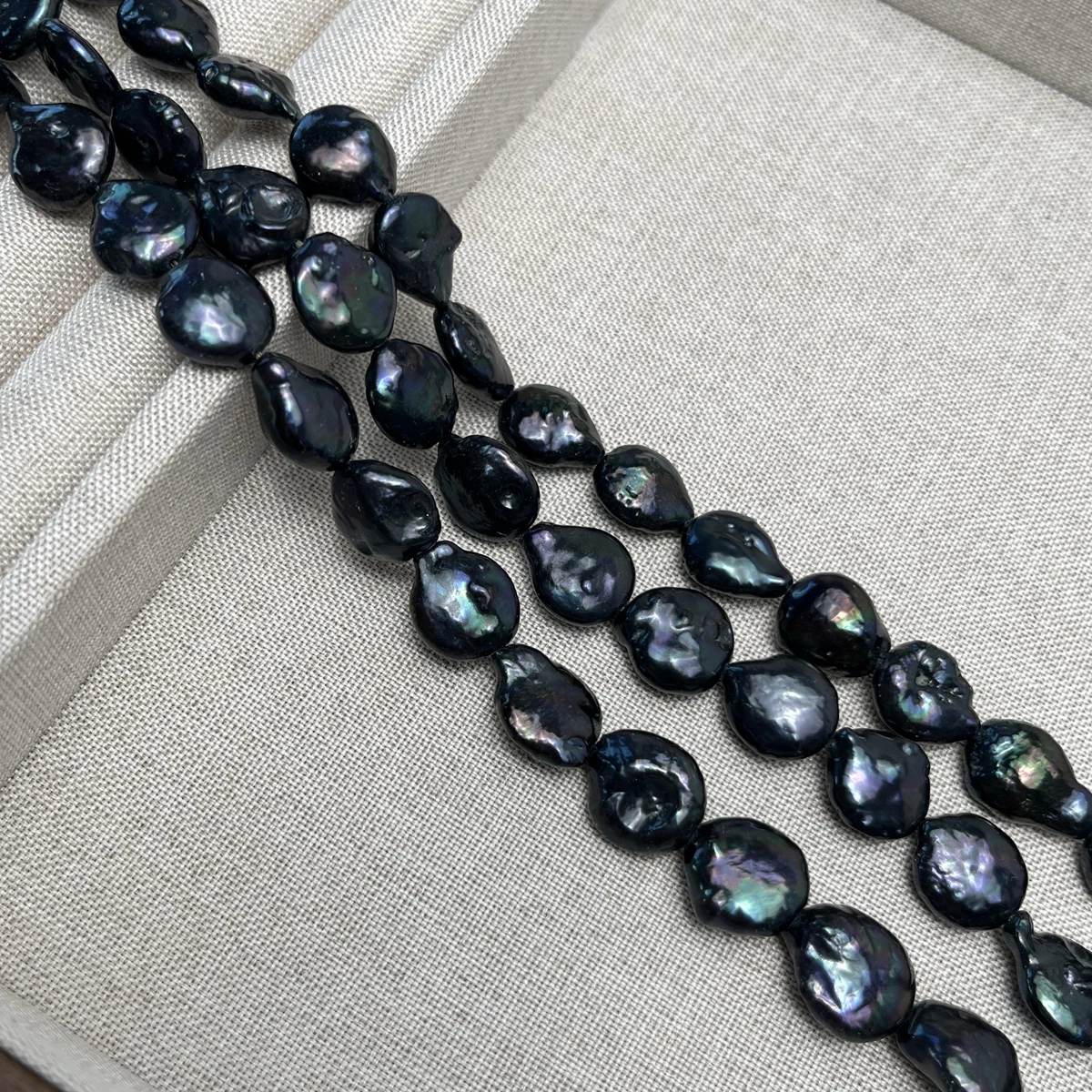 

10-11mm Barqoue Natural Freshwater Pearl Black Droplet Coin Beads Charms for DIY Women Men Necklace Jewelry Making Accessories