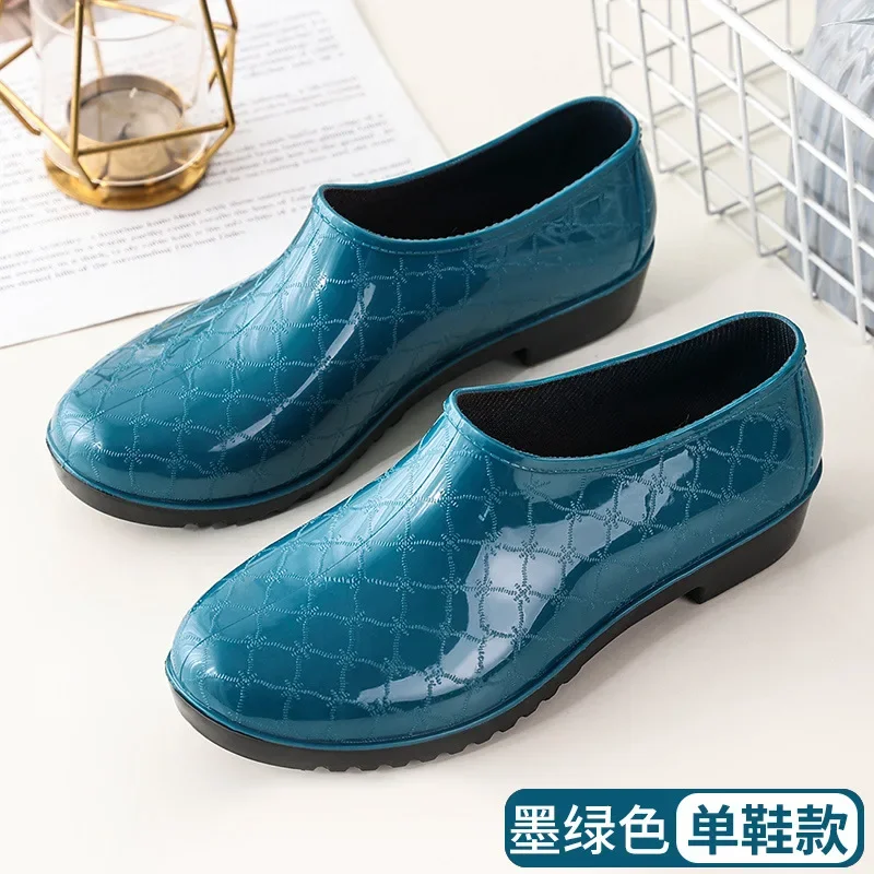 2024 New Style Rain Boots for All Seasons Waterproof Rain Boots Plus Velvet Warm Work Car Wash Shoes Kitchen Work Rain Boots